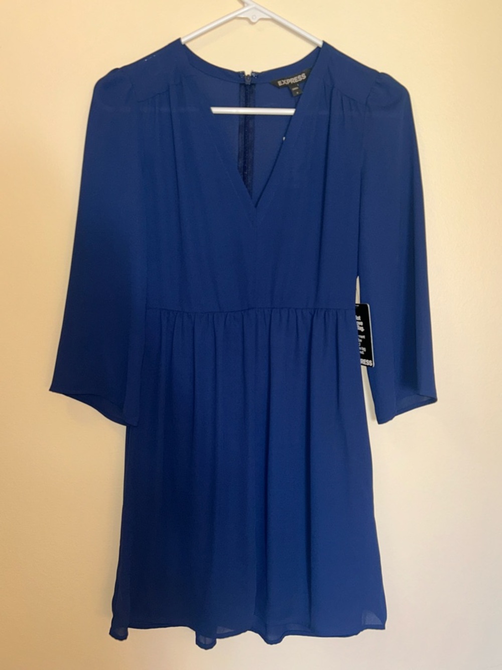 Express Navy Dress NWT Women’s Size 0 Elegant Mini/Midi Work or Party